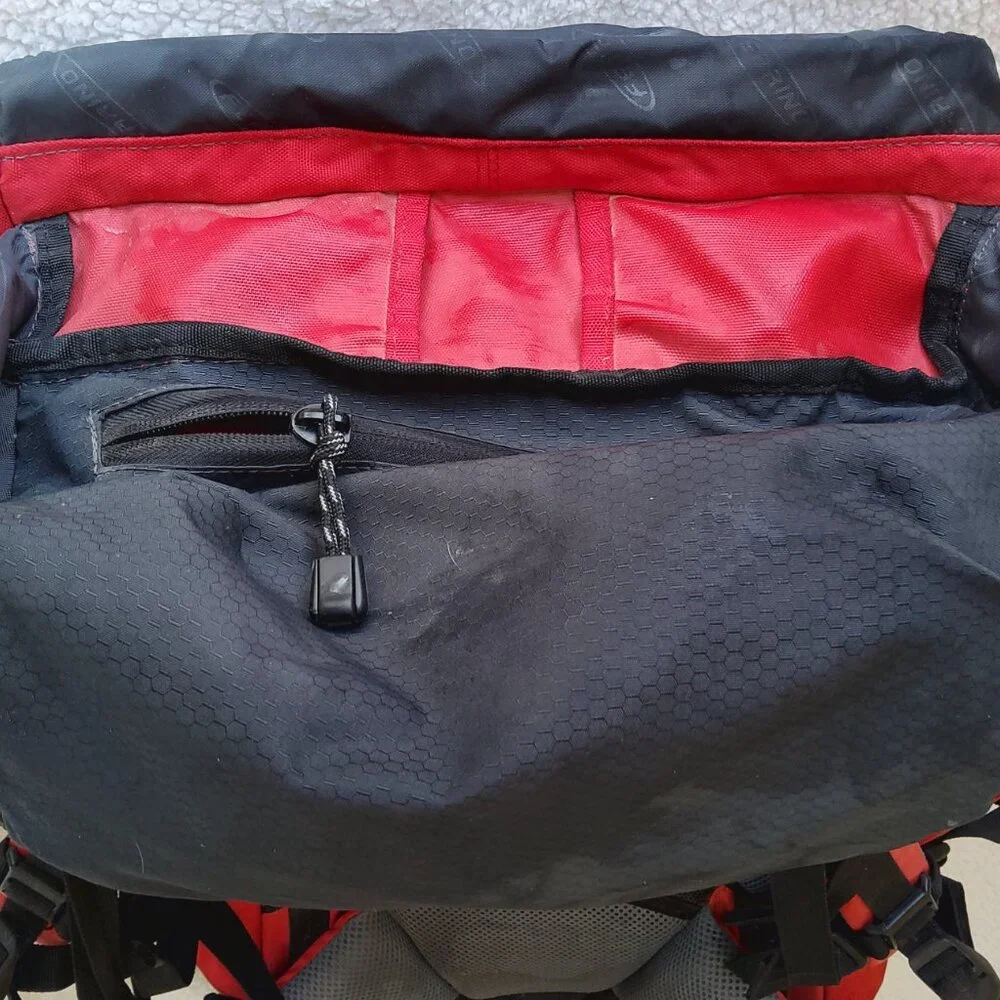 Ferrino Boulder 35L Technical Hiking Backpack Polytech Endurance Daypack